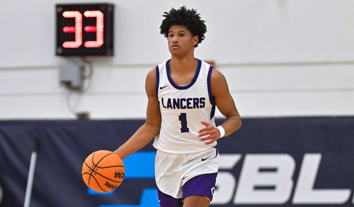 Tony Duckett, a 6-4 senior, had a team-high 18 points.